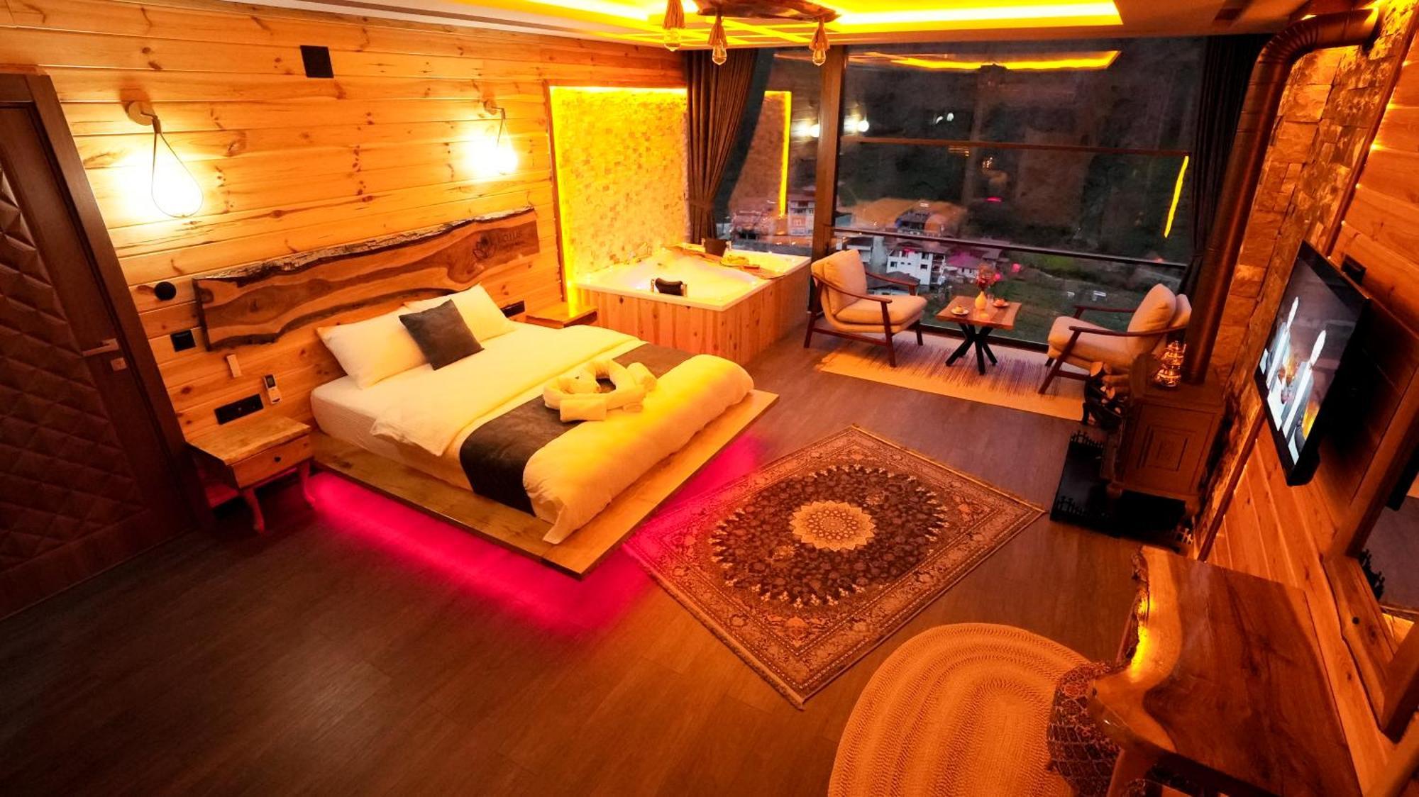 Lotus Camlihemsin Suit & Bungalov ภายนอก รูปภาพ